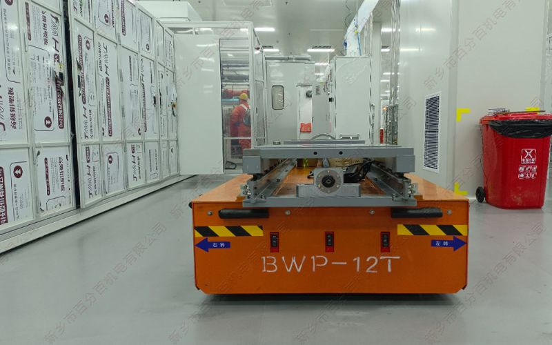 無軌平板車轉(zhuǎn)運裝卸模具優(yōu)勢顯著