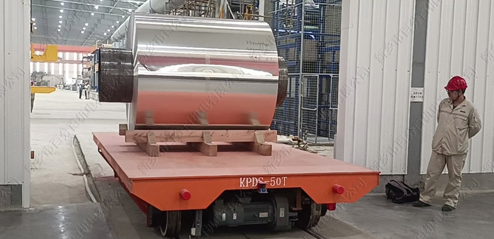 低壓軌道電動平車1